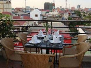 Hi Land Hotel Phnom Penh Esterno foto