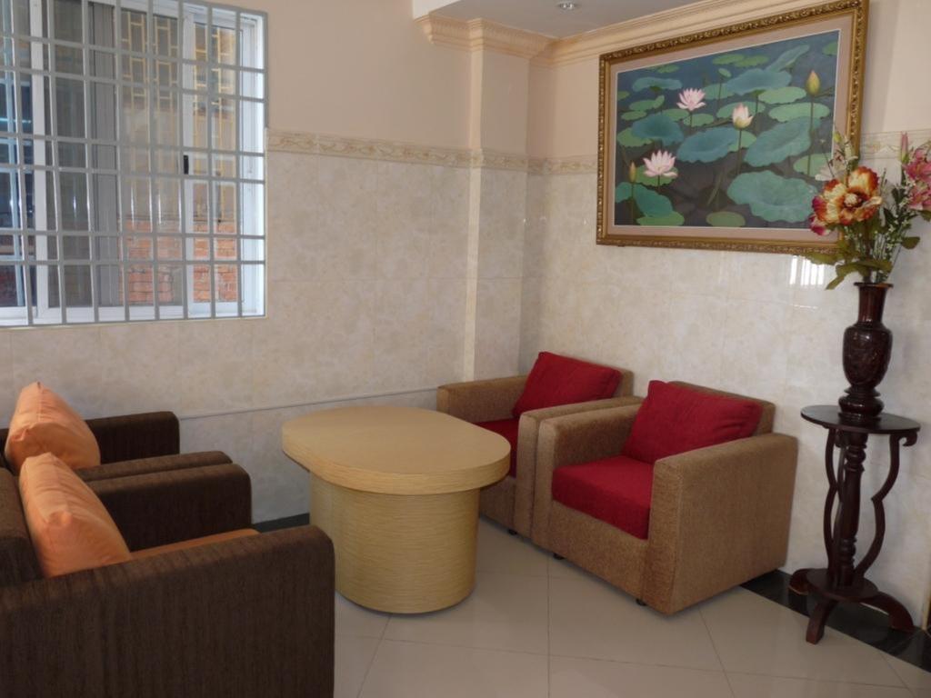 Hi Land Hotel Phnom Penh Esterno foto